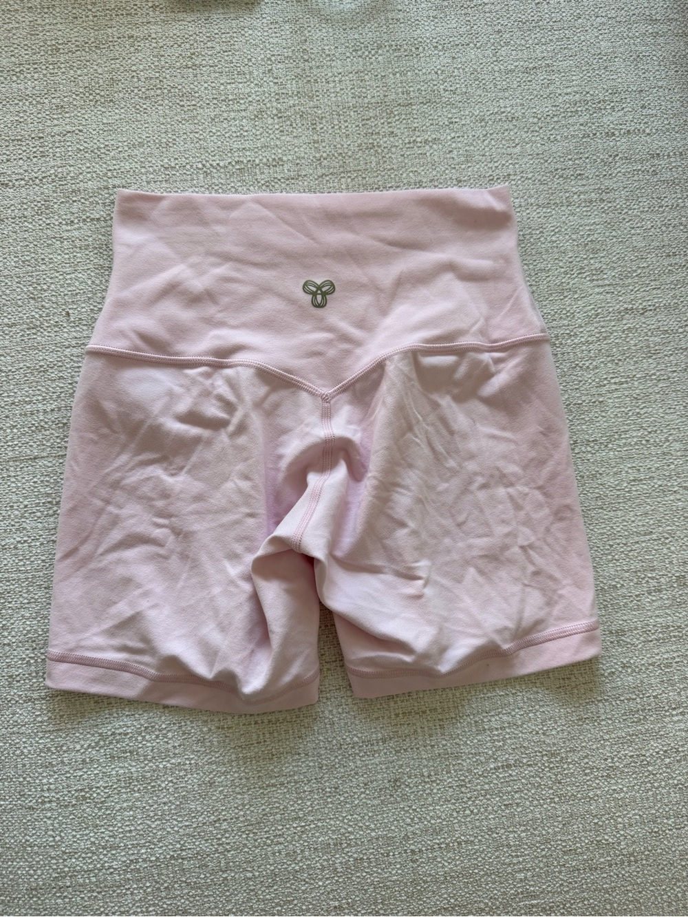 Aritzia 4” Pink Women’s Biker Shorts